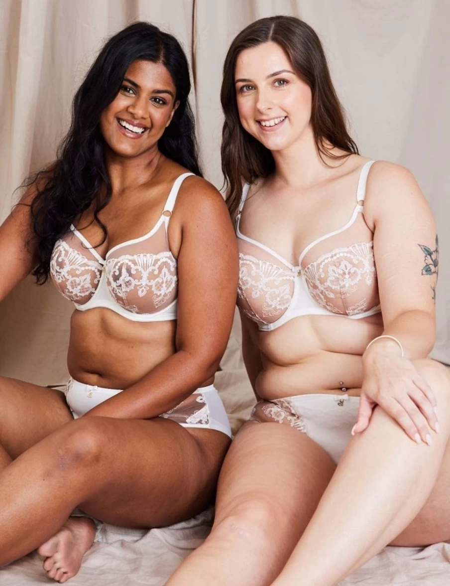 Samanta Perla Soft High Apex Bra in Ivory | Comfortable Lace Bralette | Samanta Lingerie