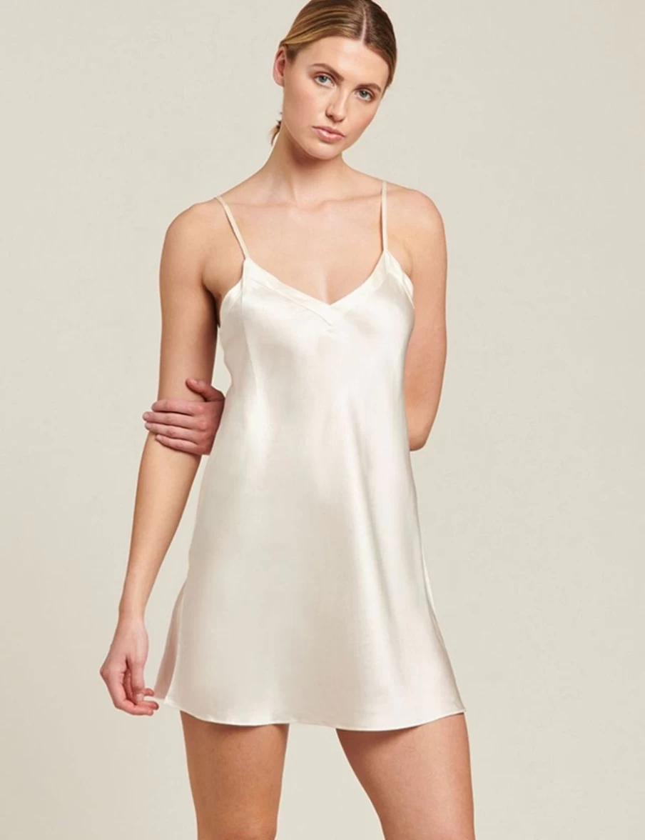 Ginia Silk Chemise Creme - Luxurious Women's Nightgown by Ginia