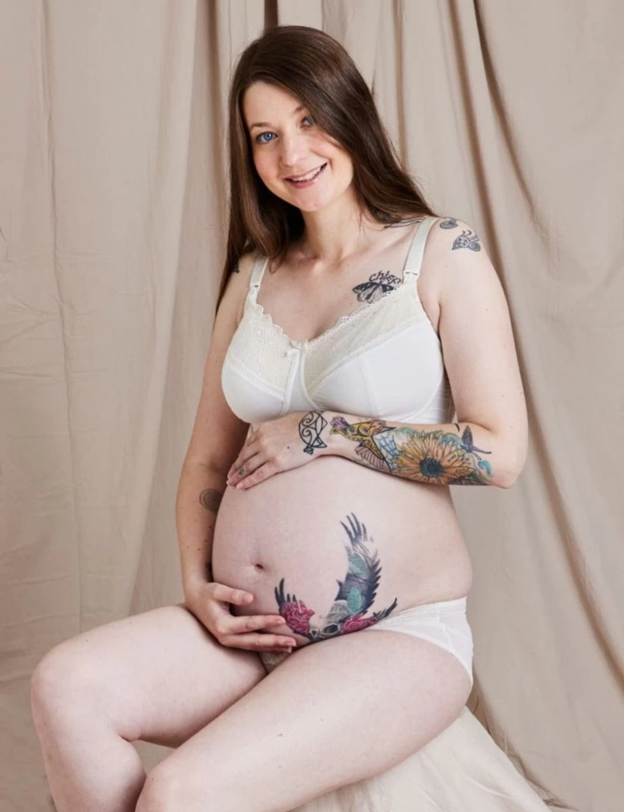 Hotmilk Show Off Ivory Nursing Bra - Comfortable & Stylish Maternity Lingerie for Breastfeeding Moms