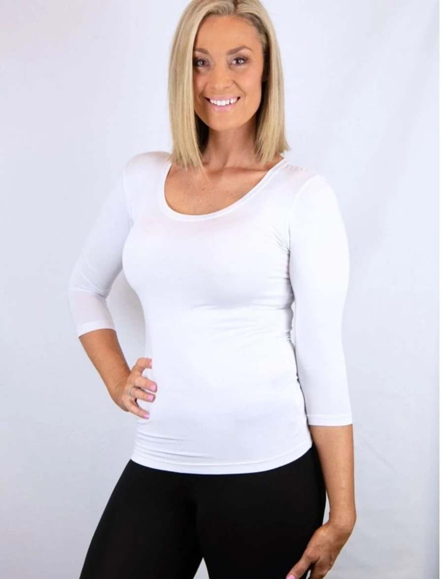 Tani Women's White Scoop Neck 3/4 Sleeve Casual Top
